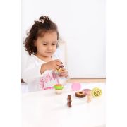 Set de joaca cu 12 prajituri din lemn pentru copii Lelin L40057 SUPL40057
