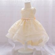 Rochita eleganta ivoire cu trena mbt1939xz-3-de