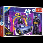 PUZZLE TREFL 60 BATMAN SI VEHICULELE LUI VIV17400