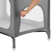 Patut pliant, Lionelo, Jasmin Easy Fold, Pana la 15 kg, Usor de pliat, Cu doua nivele, Cu saltea ergonomica T25, Cu intrare laterala cu fermoar, 2 roti cu frana, 120 x 60 cm, Conform cu EN 716, 0-36 luni, Gri BYNLO-JASMIN_EASY_FOLD_GREY_STONE