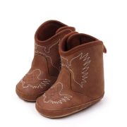 Cizmulite pentru bebelusi, maro, stil cowboy, cu broderie de aripi chbjz4167-1-ci4