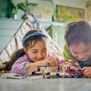 LEGO CITY RULOTA PENTRU AVENTURI DE VACANTA 60454 VIVLEGO60454