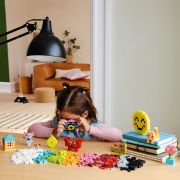 LEGO CLASSIC CUTIA CREATIVITATII SI A VESELIEI 11042 VIVLEGO11042