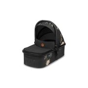 Lionelo - Carucior compact Amber Lovin, 2 in 1, Cadru din aluminiu, Cu landou intarit si salteluta moale, Scoica auto, Reversibil, Maner ajustabil, Huse pentru picioare, Plasa de tantari, Husa de ploaie, Geanta parinti, Pana la 22 kg, Negru BYNLO-AMBER_2I