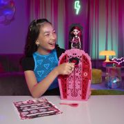 MONSTER HIGH GRADINA DE LA MIEZUL NOPTII PAPUSA DRACULAURA VIVMTHYT72