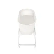 Patut balansoar, Lionelo, Coral, Cu landou ergonomic detasabil, Functie de balansare integrata, Functie de cantar, Sunete si cantece de leagan, Cu roti, Panou tactil sau telecomanda, 0-9 kg, EN 1130:2019+AC:2020,EN 16890:2017+A1:2021, Alb BYNLO-Coral_Whit