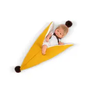 Papusa bomboncin cu caciulita si paturica banana 20cm as0117900