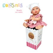 Papusa Nines D'Onil, Colectia Golosinas, cu miros de vanilie, 26 cm (2024)