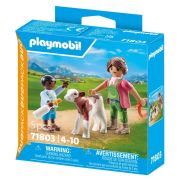 Playmobil - Set 2 figurine Femeie fermier cu copil si vitel ARTPM71803