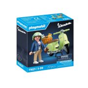 Playmobil - Vespa verde cu o femeie ARTPM71621