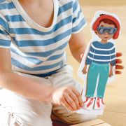 Puzzle magnetic de imbracare (68 piese)