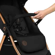 Carucior sport, Lionelo, Ingrid, Capotina impermeabila cu filtru UPF50+, Pana la 22 Kg, Spatar reglabil in 3 pozitii, Include suport pahar si plasa de tantari, Sistem pentru pliere automata, 6 luni+, Negru BYNLO-INGRID_BLACK_ONYX
