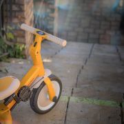 Tricicleta, Petite&Mars, Turbo, 5 in 1, Multifunctionala, Vehicul de impins, Bicicleta cu/fara pedale, Cu maner de ghidaj, Detasabil, Roti din cauciuc, Pana la 25 kg, 1.5-5 ani, Dusty Rose BYN613821