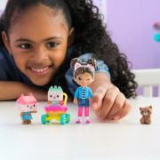 GABBYS DOLLHOUSE SET FIGURINE KITTY CARE VIV6069425