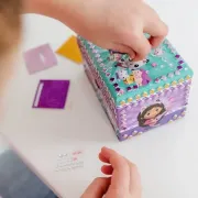 Decoreaza cutia cu bijuterii - gabby's dollhouse