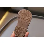 Sandale albe pentru fetite cu fluturas cu strasuri mb2025su50-1-de10