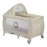Patut pliant, Lionelo, Sven Plus, 120x60 cm, Cu doua nivele, Cu arcada jucarii, masuta de infasat, vibratii, melodii, conform cu standardele europeane de securitate EN716 si EN12221, Bej Latte BYNLO-SVEN_PLUS_BEIGE_LATTE