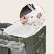 Patut pliant, Lionelo, Sven Plus, 120x60 cm, Cu doua nivele, Cu arcada jucarii, masuta de infasat, vibratii, melodii, conform cu standardele europeane de securitate EN716 si EN12221, Bej Olive BYNLO-SVEN_PLUS_BEIGE_OLIVE