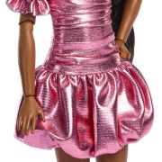 BARBIE DELUXE STYLE PAPUSA BARBIE ROCHIE ROZ METALIZAT CORAL VIVMTJFP41