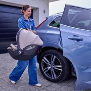 Scoica auto, Lionelo, Moxie, i-Size, 40-87 cm, Tetiera reglabila, intarita cu spuma de memorie, Carcasa ventilata, Din bambus, Protectie avansata, Conform cu R129, Bej BYNLO-MOXIE_I-SIZE_BEIGE_SAND