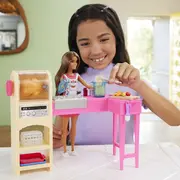 BARBIE SI TERESA RETETA PENTRU PRIETENIE SET PAPUSA TERESA SI BUCATARIE CU ACCESORII VIVMTJCT06