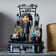 LEGO WEDNESDAY FIGURINA WEDNESDAY ADDAMS 76780 VIVLEGO76780