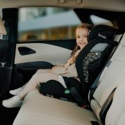 Scaun auto, Lionelo, i-Size Igo, 100- 150 cm, Cu isofix, Protectie laterala, Ajustare spatar in 2 pozitii, Tetiera Tri-Guard reglabila in 11 pozitii, Conform cu standardul european de securitate R129, Gri BYNLO-IGO_I-SIZE_GREY_GRAPHITE