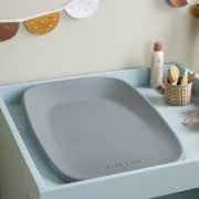 Saltea de infasat, Nattou, Softy, Moale, Utilizabil si fara husa, Design ergonomic, Spuma PU, 70x50x10 cm, Fara BPA, 0 luni+, Gri BYN145046