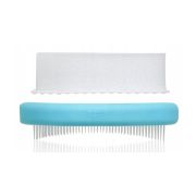 Set ingrijire scalp, Fridababy, DermaFrida, 3 in 1, Pentru dermatita seboreica la bebelusi, Include perie, burete si pieptene, Cu suport cu ventuza, De la nastere, Alb BYNFRI14