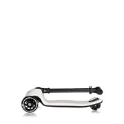 Trotineta pentru copii, Lionelo, Mey, Ultrapliabila, Cu lumini si cosulet, Maner ajustabil pe inaltime, 3 ani+, Pana la 50 Kg, Ultra usor, 2.8 kg, Conform cu standardul EN71-1/2/3, Certificata Intertek, Bej BYNLO-MEY_BEIGE_SAND