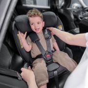 Scaun auto i-Size, Lionelo, Neal, Spatar reglabil in 4 pozitii, Tetiera in 10 pozitii, Suport sticla inclus, 15-36 Kg, 100-150 cm, Cu Isofix, Conform ECE R129, Albastru BYNLO-NEAL_I-SIZE_BLUE_NAVY