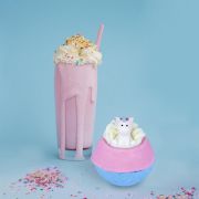 Bomba de baie handmade, cu figurina, Born to Be Unicorn Bath Blaster 160g, Bomb Cosmetics