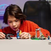 LEGO FORTNITE TABARA LUI PEELY SI SPARKPLUG 77075 VIVLEGO77075