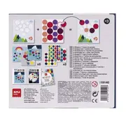 Set cu autocolante Apli Kids - Zbor pe luna, 8 foi de completat, 7 foi cu autocolante reutilizabile, 19x17x4cm