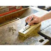 Marker permanent Edding 500, negru, corp aluminiu, varf retezat, 2-7 mm, negru BPTCED5001