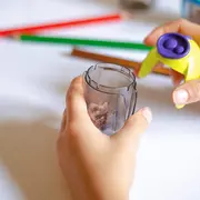 Ascutitoare dubla Kores, cu container BPTCKS992512