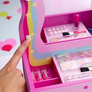 Masuta de machiaj cu produse cosmetice, Martinelia, 85110