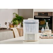 Sterilizator electric digital Chicco cu uscator biberoane si accesorii mici, 0luni+ CHC0739210-7