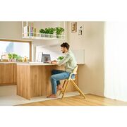 Scaun de masa multifunctional Celia, Lionelo, Din lemn de fag, 6 luni- adult, Reglabil pe inaltime, Spatar lat, Sezut ergonomic, Tavita silicon, Suport de picioare reglabil, Greutate maxima 90 Kg, Alb/Natural BYNLO-CELIA_WHITE_NATURAL_WOOD