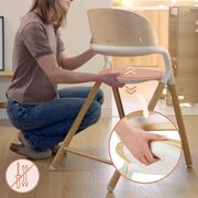 Scaun de masa multifunctional Celia, Lionelo, Din lemn de fag, 6 luni- adult, Reglabil pe inaltime, Spatar lat, Sezut ergonomic, Tavita silicon, Suport de picioare reglabil, Greutate maxima 90 Kg, Gri BYNLO-CELIA_GREY_WOOD