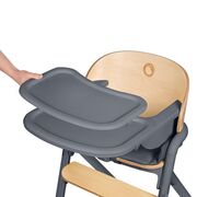 Scaun de masa multifunctional Celia, Lionelo, Din lemn de fag, 6 luni- adult, Reglabil pe inaltime, Spatar lat, Sezut ergonomic, Tavita silicon, Suport de picioare reglabil, Greutate maxima 90 Kg, Gri BYNLO-CELIA_GREY_WOOD