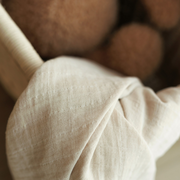 Onino - muselina multifunctionala din bumbac 100% organic, hug.me, creamy vanilla, x1 bucata, 120 x 120 cm, certificata gots bbbcdsw003