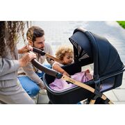 Carucior 3 in 1, Lionelo, Amber, Landou intarit, Scoica auto testata ADAC, Reversibil, Cu accesorii, Geanta parinti, Pana la 22 kg, Bej BYNLO-AMBER_3IN1_BEIGE_SAND