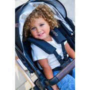 Carucior 3 in 1, Lionelo, Amber, Landou intarit, Scoica auto testata ADAC, Reversibil, Cu accesorii, Geanta parinti, Pana la 22 kg, Bej BYNLO-AMBER_3IN1_BEIGE_SAND