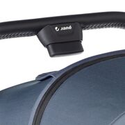 Carucior sport, Jane, Clap, Sistem compact de pliere care permite transportul caruciorului la bordul aeronavei, Cadru din aluminium, De la nastere pana la 26Kg, Conform cu standardul european EN 1888-2:2018+A1:2023, Seal BYN8420421092002