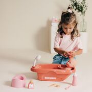 Set de baie pentru papusa Smoby Baby Nurse Bath cu 8 accesorii HUBS7600220383