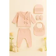Set 5 piese pentru bebelusi fetite &ndash; costumas roz cu dantela, fundite si accesorii asortate trmd2039