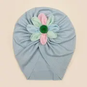 Caciulita bleu tip turban cu floricica multicolora md23107-1-ct7