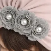 Caciulita gri tip turban cu floricele cu perlute mdx-19057-4-ct4