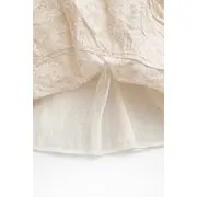 Rochita pentru bebelusi cu imprimeu floral delicat si guler rotund, crem tram0015